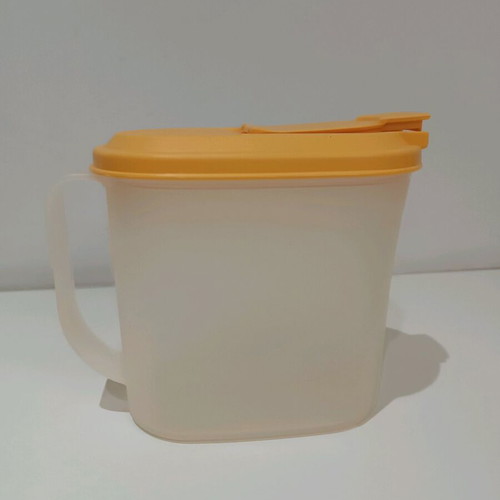 Δοχείο Tupperware σαν καινούργιο, ιδανικό για τοποθέτηση τροφίμων