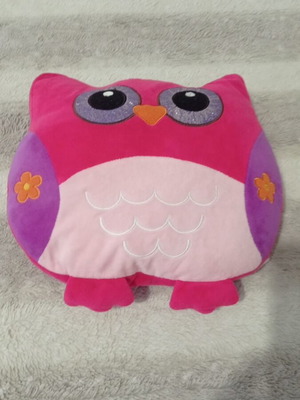 Owl pillow used in good condition