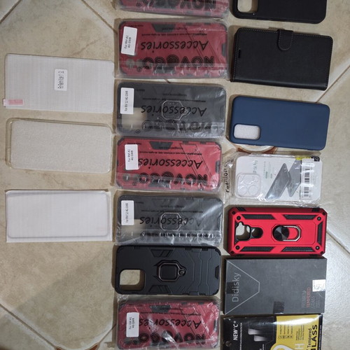 Phone cases lot new