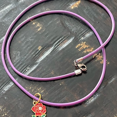 Necklace rose new, red and purple