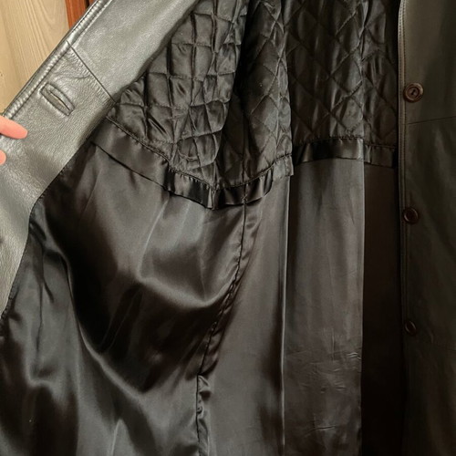Leather coat size L with lining like new