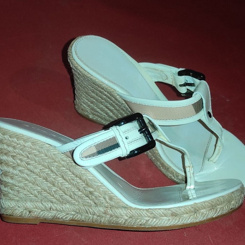Burberry white patent leather platform sandals like new