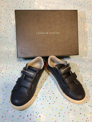 Παιδικά παπούτσια Tommy Hilfiger, μέγεθος 31, σε άριστη κατάσταση