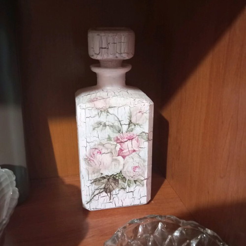 Handmade decorative vase with roses new