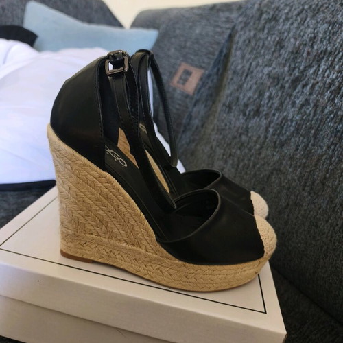 GoGo Shoes platforms new, high 10 cm, black-beige, size 38