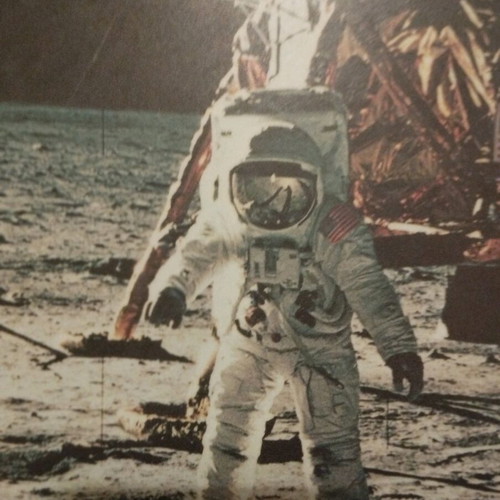 the first man on the moon collectible plate 1969, final price 8 euros