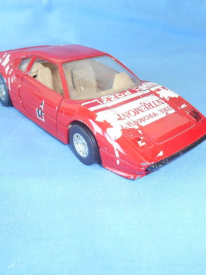 Bburago Ferrari 308 GTB 1/24 μεταχειρισμένο, κόκκινο άσπρο μέταλλο