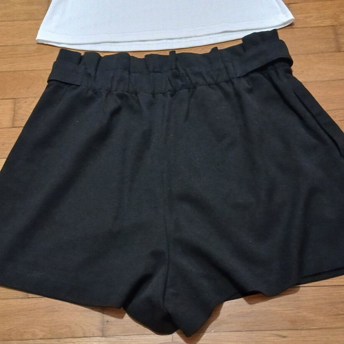 Zara set with black shorts and white puff sleeves blouse, like new, size large