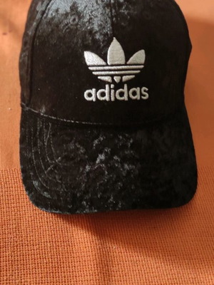Adidas velour hat used, black, size S