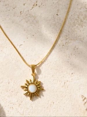Sun Glow Necklace new, gold color