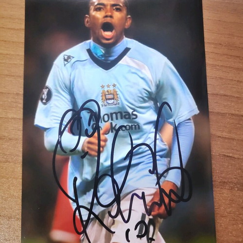 Robinho authentic autograph like new on photo