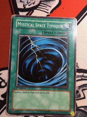 Mystical Space Typhoon SDS-EN020 Spell Card