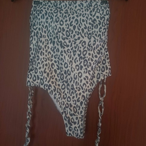 Strapless swimsuit like new with side laces and shiny fabric