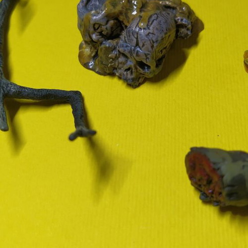 Figure accessories used, parts and weapons for 6-7 inch figures, pack