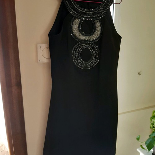 Black dress like new, size M, thick satin with embroidery