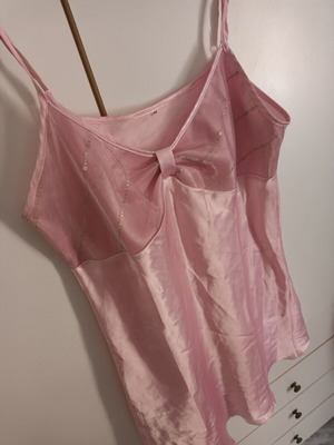 Nightgown set with robe, like new, pink, size M