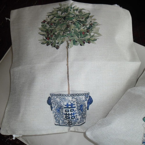 Decorative pillows like new, set of 2, 40x40 cm