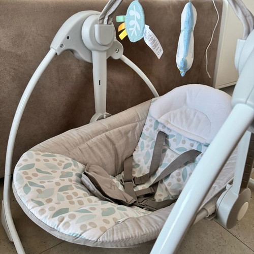 Ingenuity Comfort 2 go Portable Swing cradle like new, blue gray