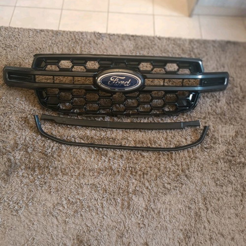 Ford Ranger 2023 T9 mask new unused