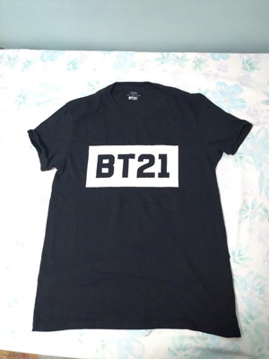Γυναικείο t-shirt BTS (BT21) μεταχειρισμένο, μαύρο κοντομάνικο