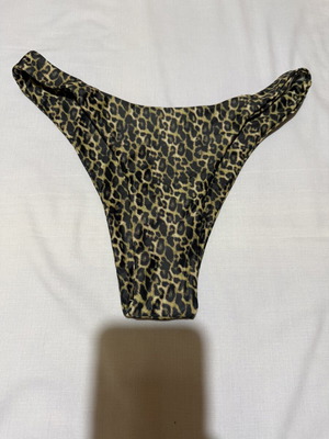Gigi Bikinis bikini slip leopard print new, size M/L