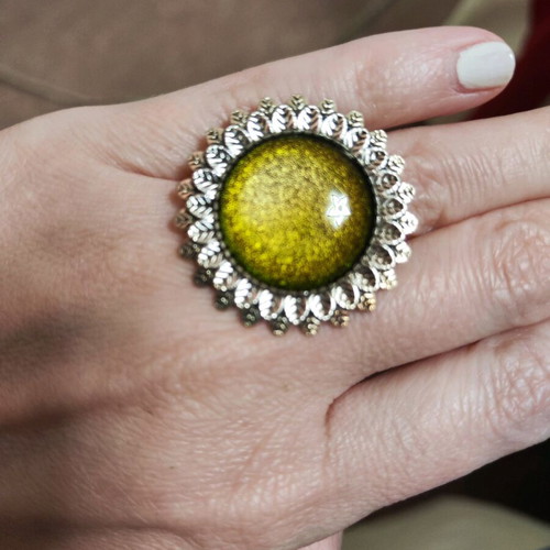 Handmade antique silver ring with green-yellow liquid glass, like new