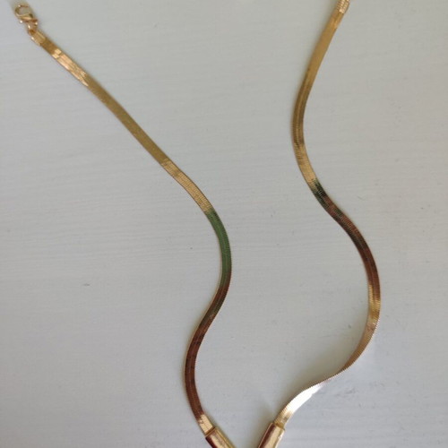 Minimalist V-Shaped Necklace Like New, 18K Gold Plated with Herringbone Chain