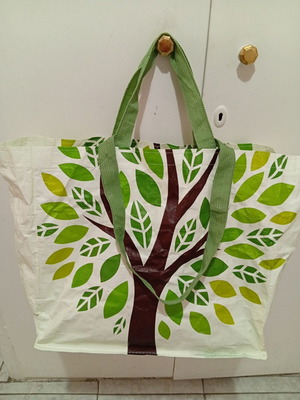 Large shopping bag with double handles, like new