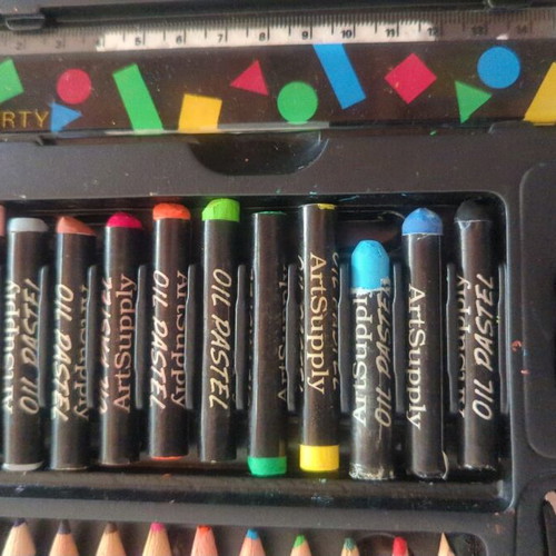 Art Studio case used for kids