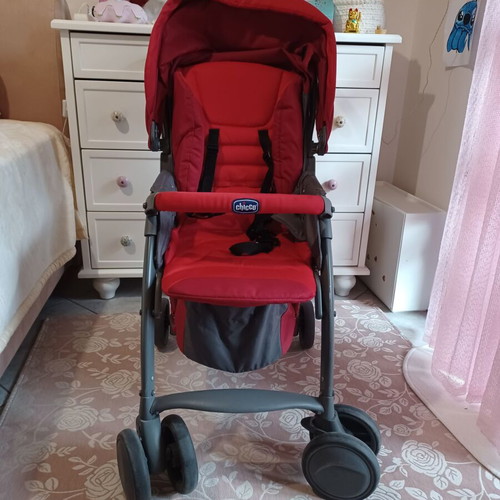 Chicco baby stroller, red, with footmuff and adjustable canopy