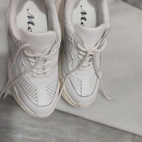 Sneakers wedge platform size 35, like new, white