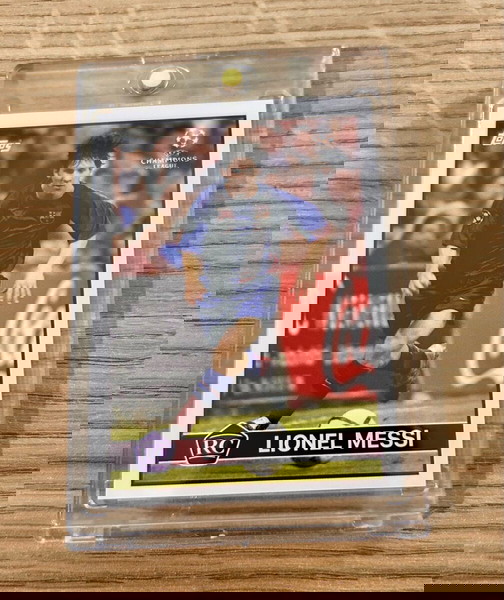 Κάρτα σε ακρυλική θήκη Lionel Messi Barcelona Lost Rookies Champions League Topps