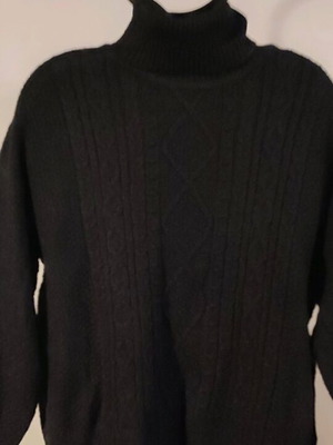 Black women's turtleneck sweater used, size L/XL