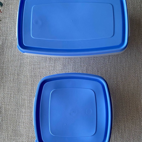 Plastic food containers slightly used, set 2 l + 1 l, clean