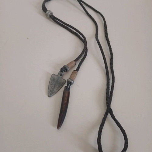 Men's leather necklace new brown with tooth and silver arrow