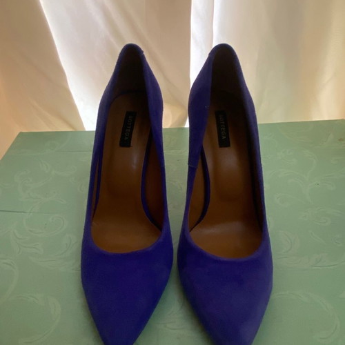 Suede Gianna Kazakou pumps blue electric, worn once, size 39, 8cm heel