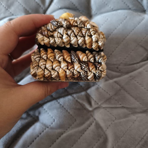 Small jewelry box decorated with seashells like new