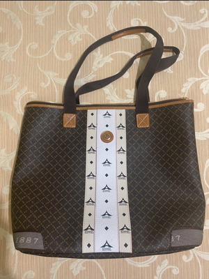 La tour Eiffel shoulder bag like new, black and brown