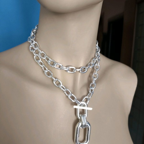 Double necklace new silver with geometric clasp