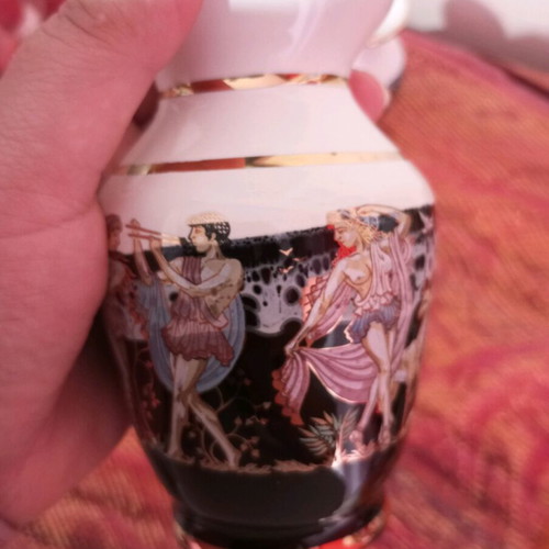 Ceramic vases 24k gold with ancient Greek motifs set of 2 new