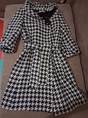 Μάλλινο παλτό Pois made in Italy, σαν καινούργιο, μέγεθος M/L, μαύρο και άσπρο