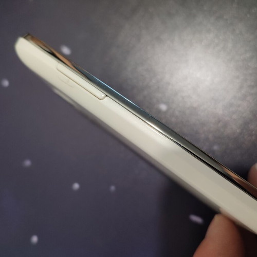 Samsung Galaxy Ace 3 smartphone