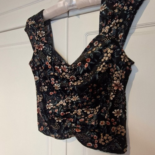 Attrattivo black velvet floral crop top, size M