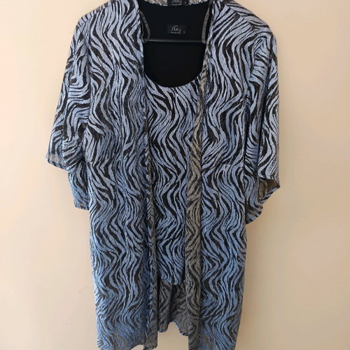 Silky Collection airy set with belt large, like new