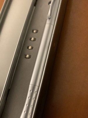 Laser pointer touch pen σαν καινούργιο, με 4 μπαταρίες