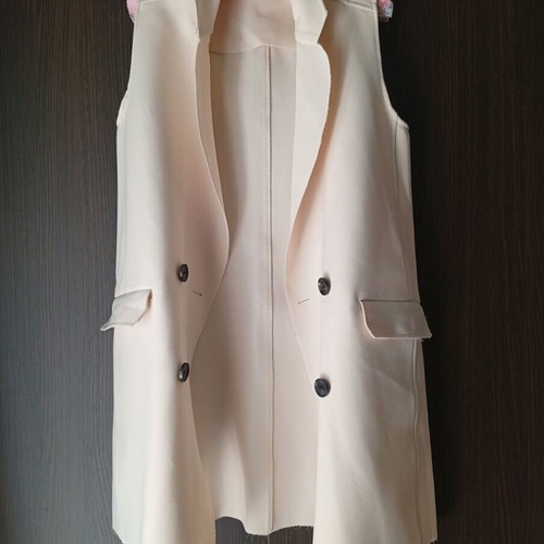 Bershka women's vest new, size M, beige