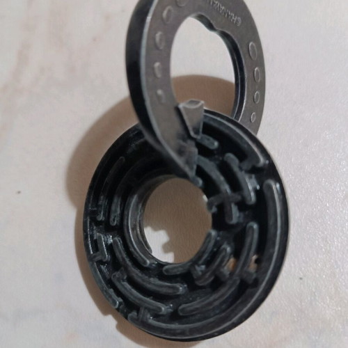 Cast Labyrinth Metal Puzzle like new
