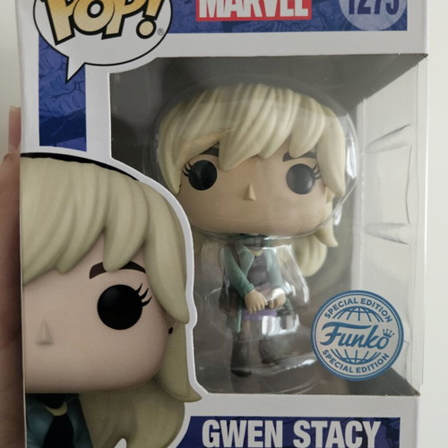 Gwen Stacy Funko Pop 1275 like new