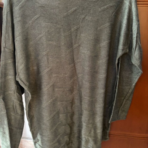 Khaki blouse with gold details and leopard print like new