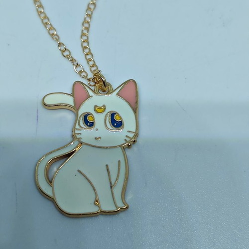 Sailor Moon Artemis White Cat Necklace with Gold Chain like new